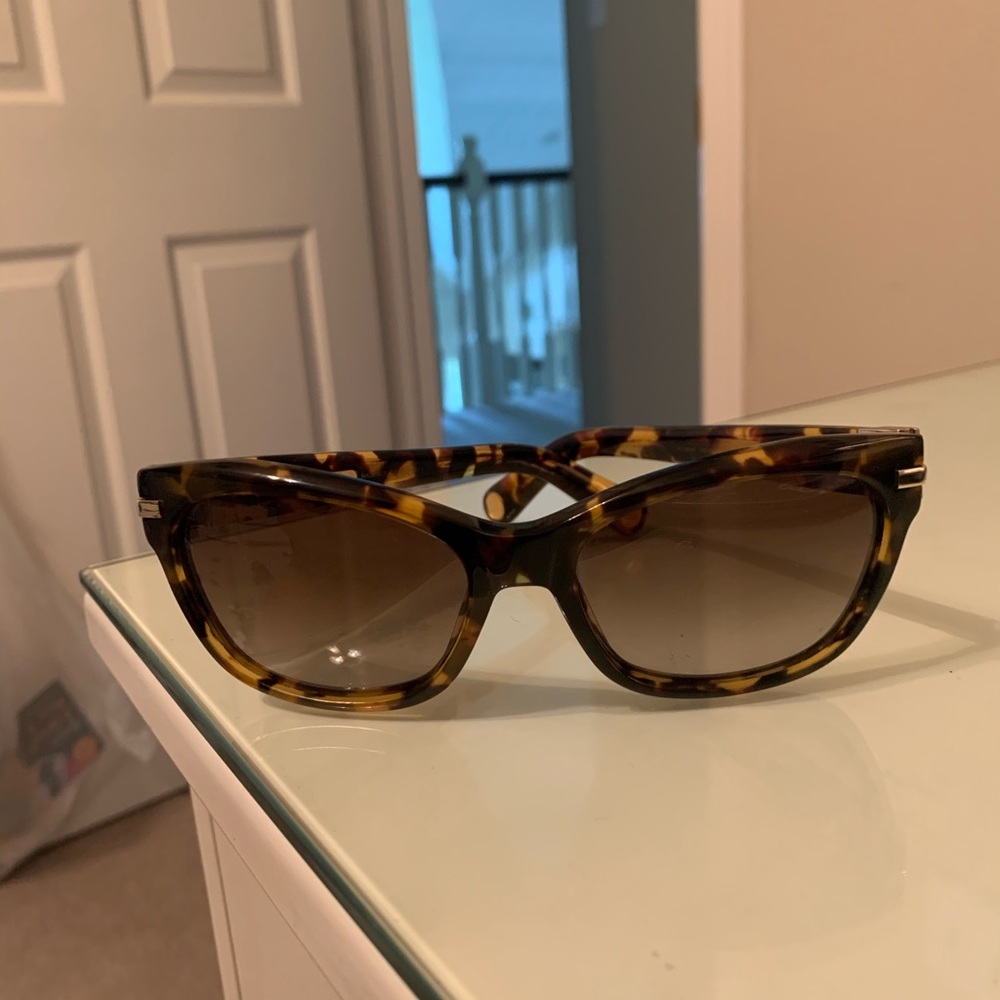 Marc Jacobs tortoise sunglasses